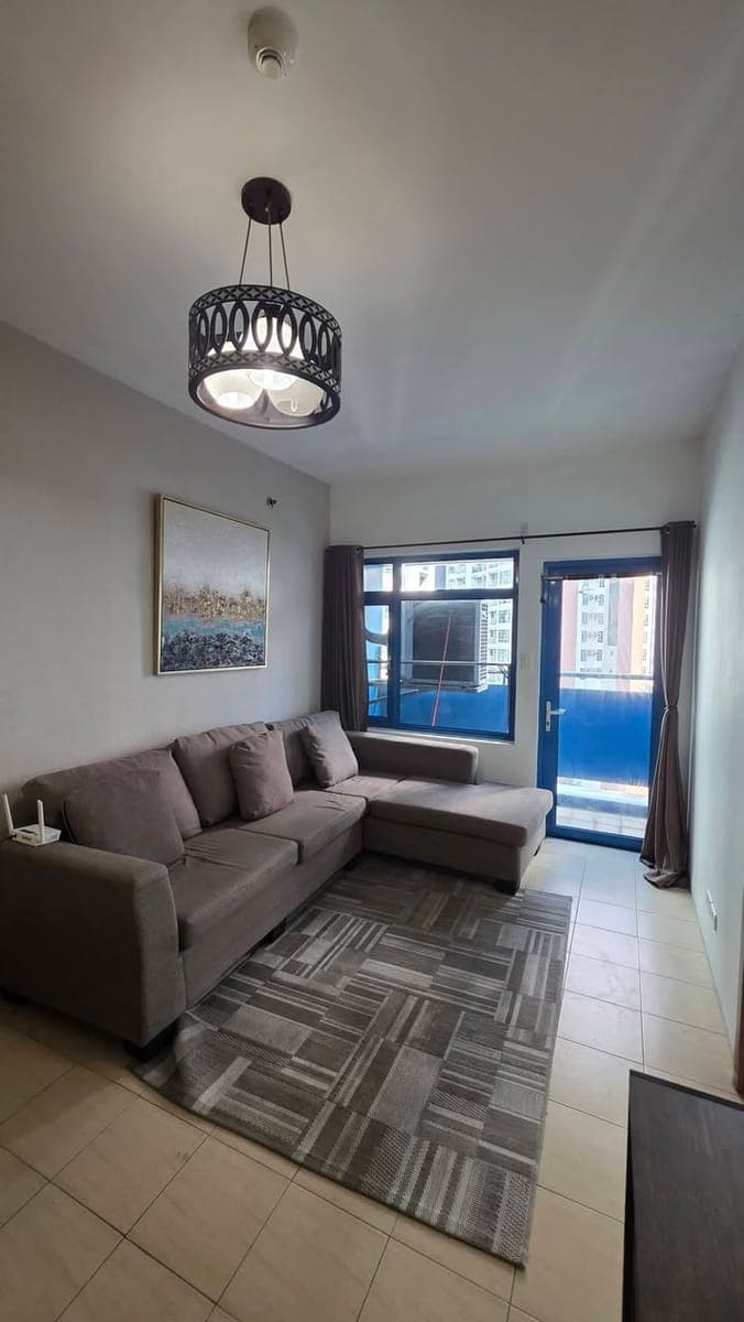 FOR RENT: 2BR Corner Unit w/ Balcony - One Pacific Place - photo 1