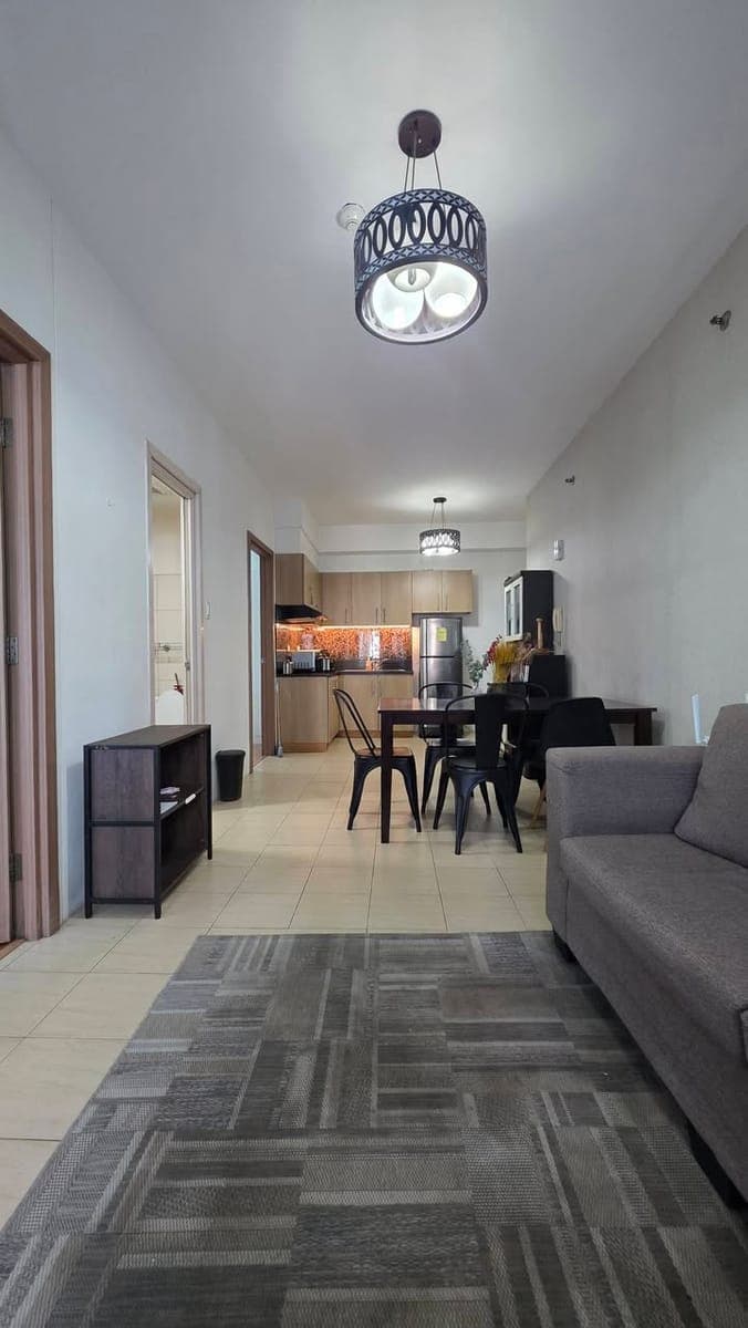 FOR RENT: 2BR Corner Unit w/ Balcony - One Pacific Place - photo 2