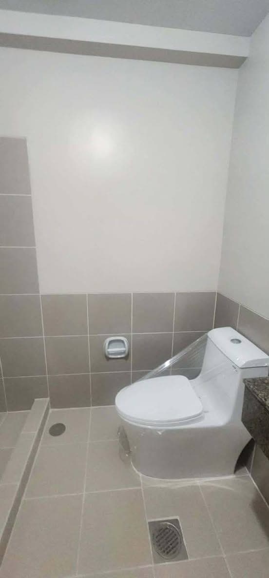 ⭐️ 2BR BARE UNIT AT DMCI CAMERON FOR 30K/Monthly - photo 5