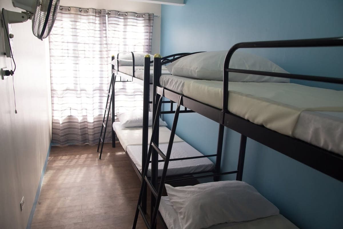 # MALE BEDSPACE MAKATI - photo 5