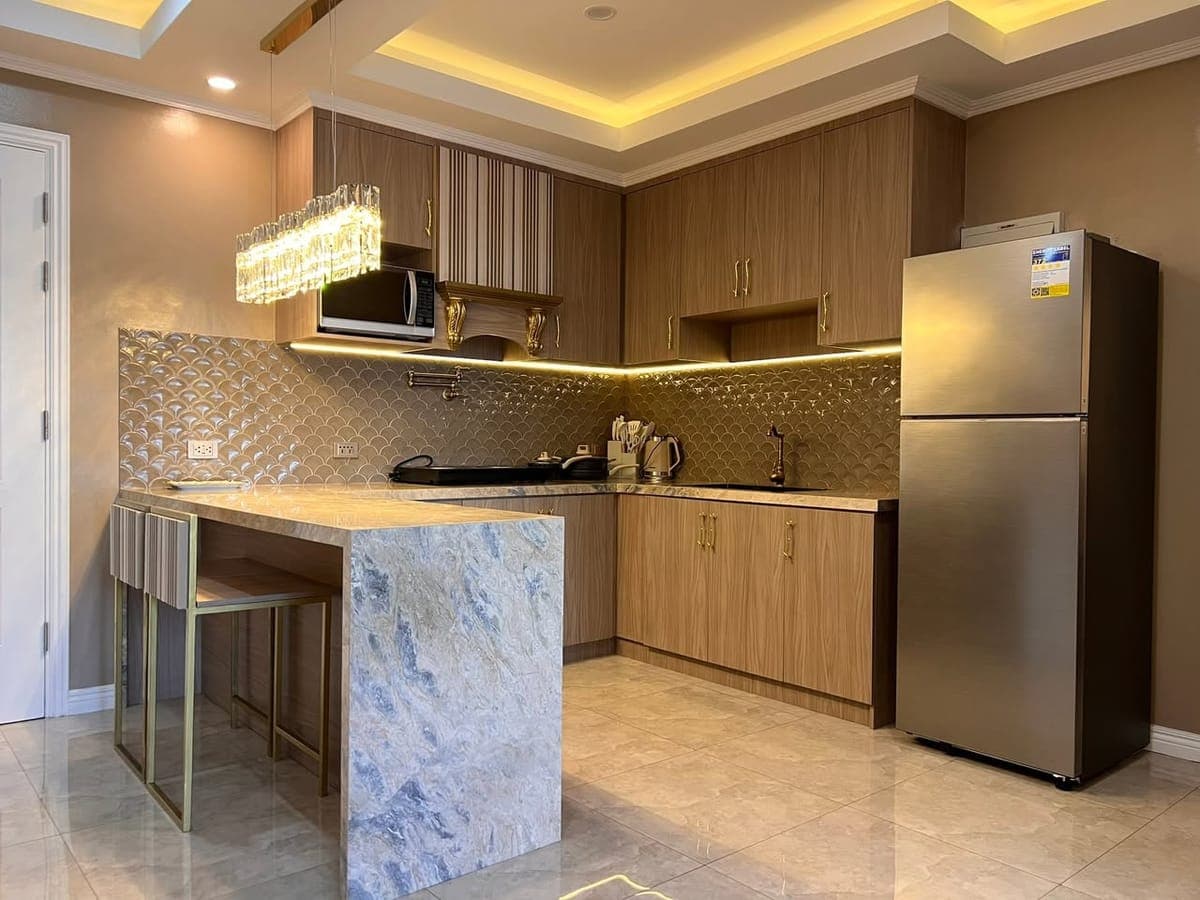 Day 3 of posting my 1BR unit for rent - photo 3
