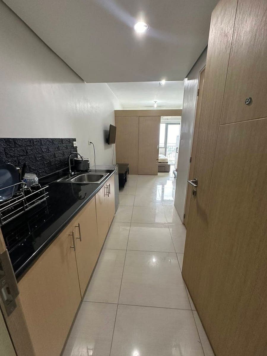 20k monthly rent condo dues included❗❗ - photo 1