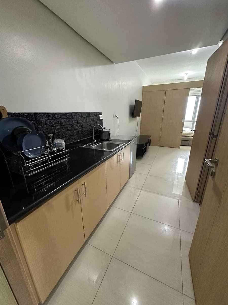 20k monthly rent condo dues included❗❗ - photo 4