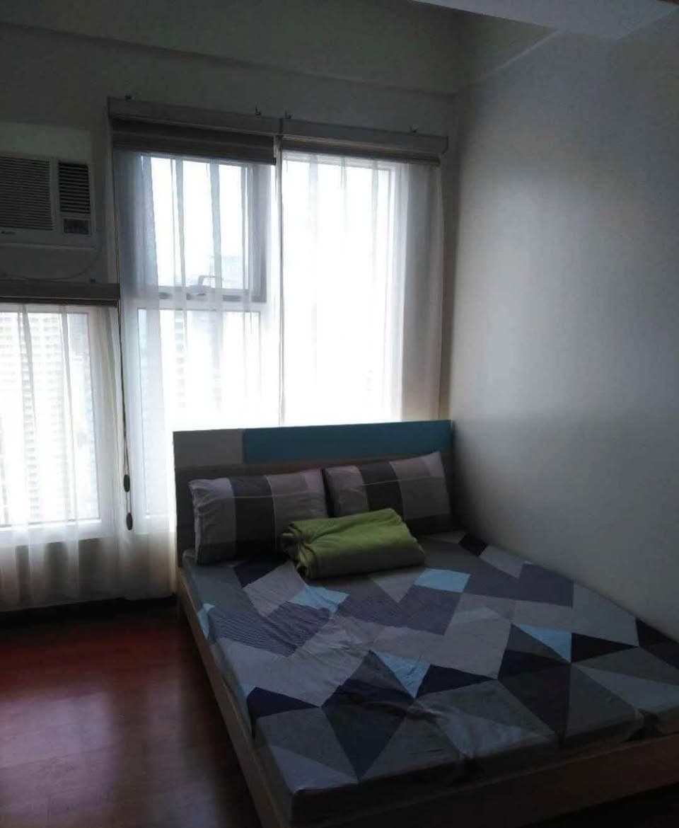 FOR RENT & SALE | Makati – Paseo De Roces Tower 2 - photo 1