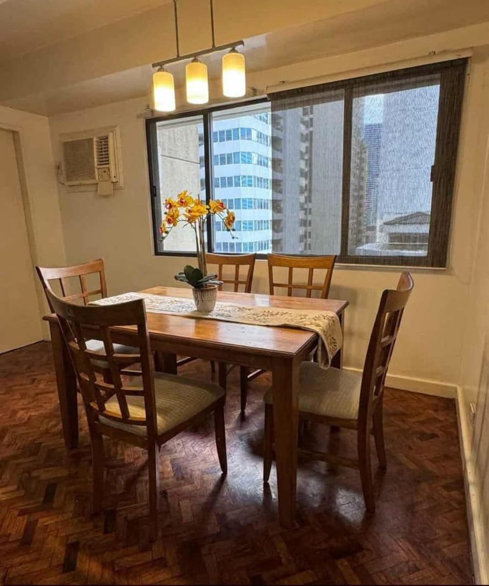 For Rent 2Br in LPL Manor - photo 2
