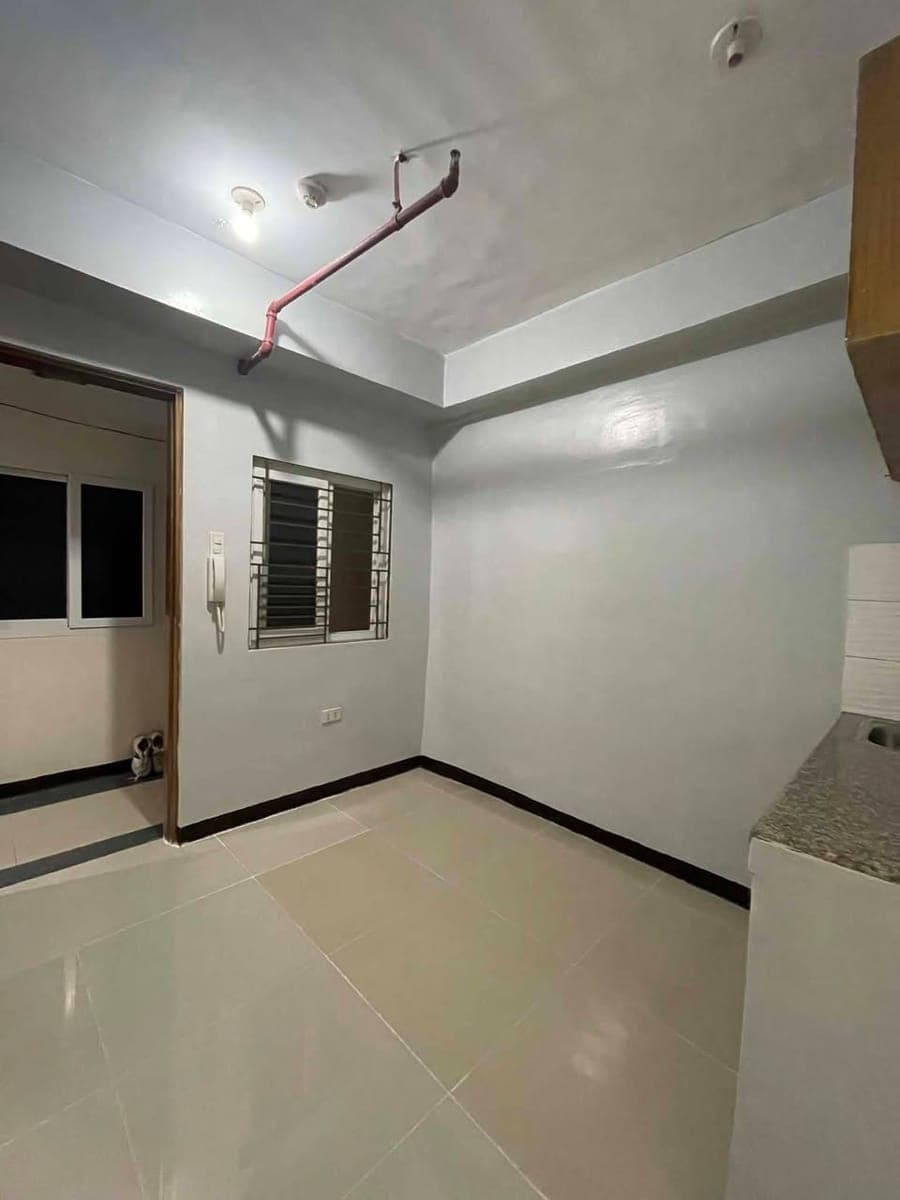 STUDIO TYPE APARTMENT FOR RENT - photo 2