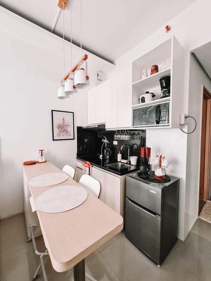Spacious Studio unit w/ Balcony Available FOR RENT - photo 5