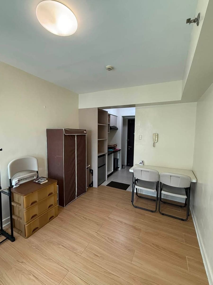 FOR RENT- Belton Place- Studio Unit - photo 4