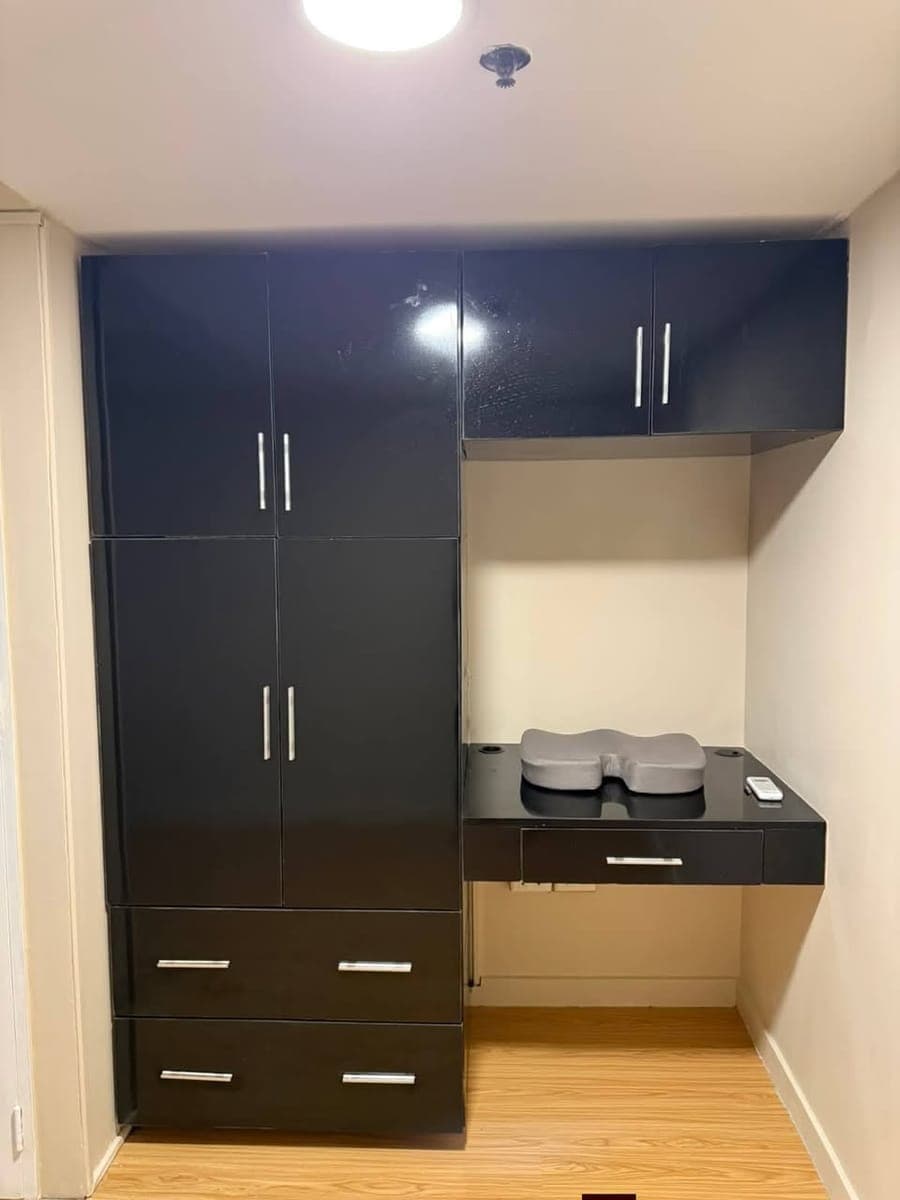 🏢 FOR RENT – Semi-Furnished Loft-Type Condo Unit Victoria Towers ABCD Panay Ave - photo 2
