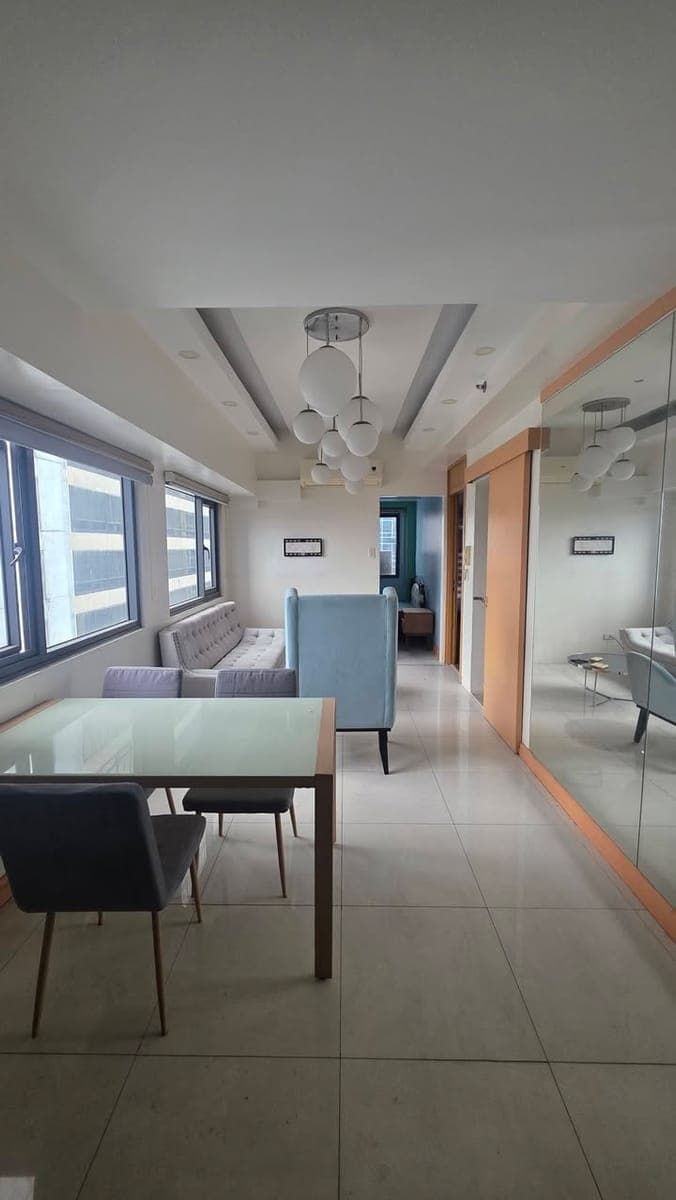 FOR RENT: 2BR Corner Unit - Signa Designer Residences - photo 3