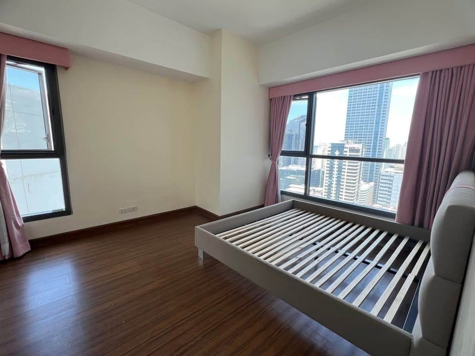 For Rent: 2BR Shang Salcedo - photo 3