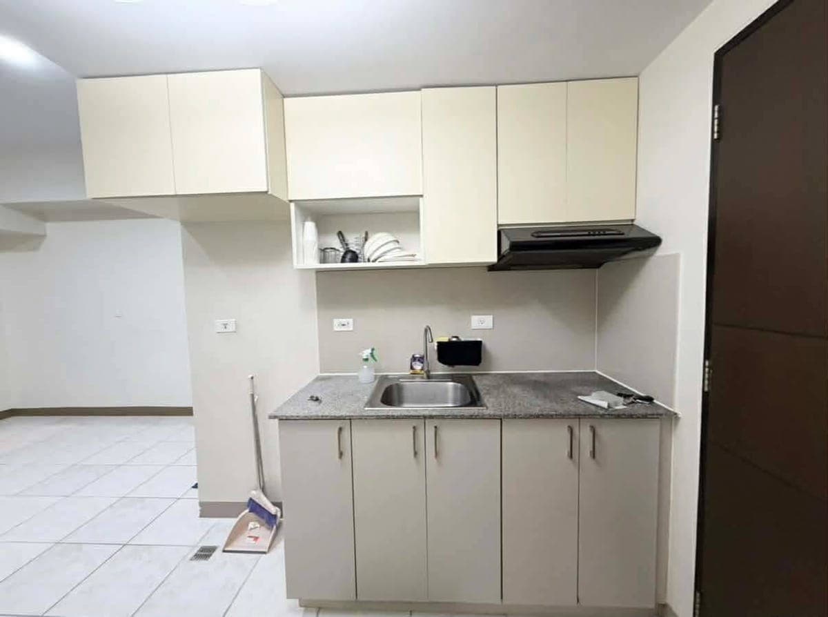 🏙️ FOR RENT | 1 BEDROOM CONDO FURNISHED - photo 2