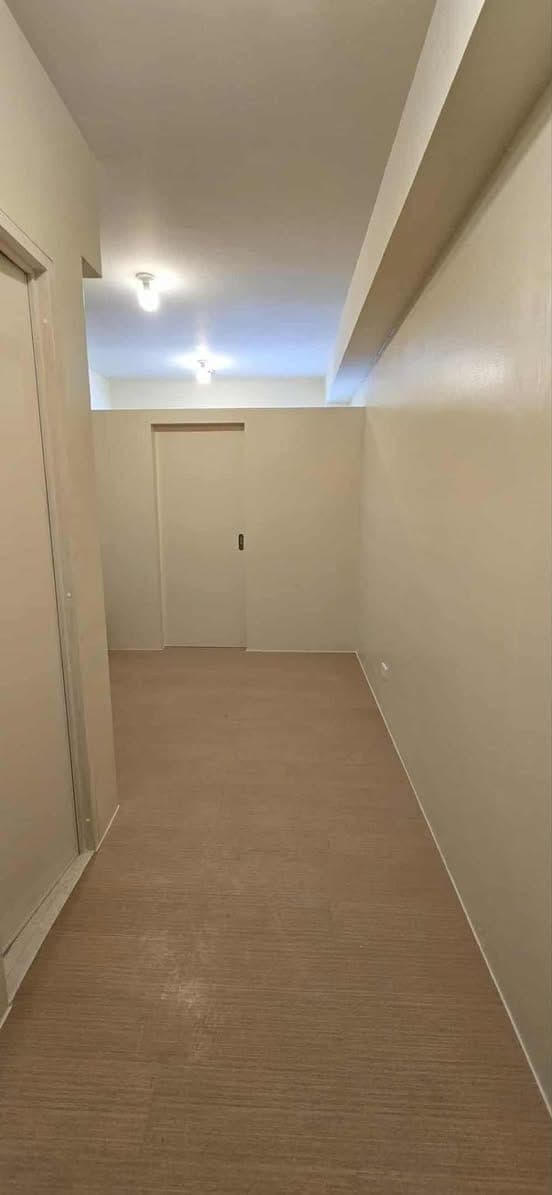 Jr Bedroom for Rent- 22.4sqm - Bare Unit - Never been rented - photo 3