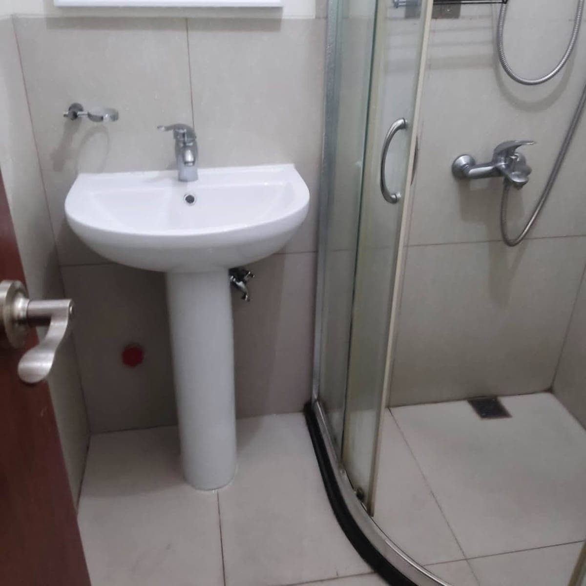 FOR RENT - photo 4