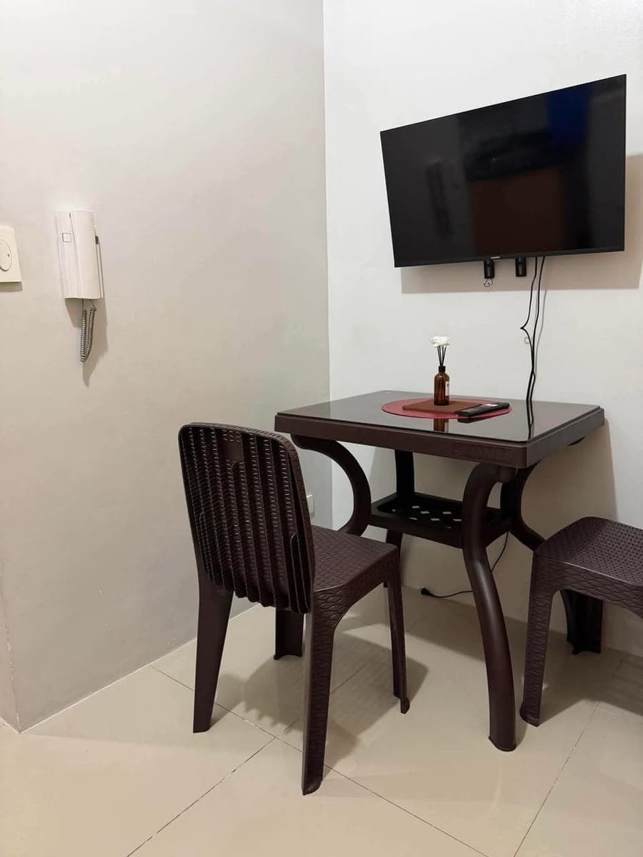 One Bedroom Fully Furnished Available for RENT - photo 3