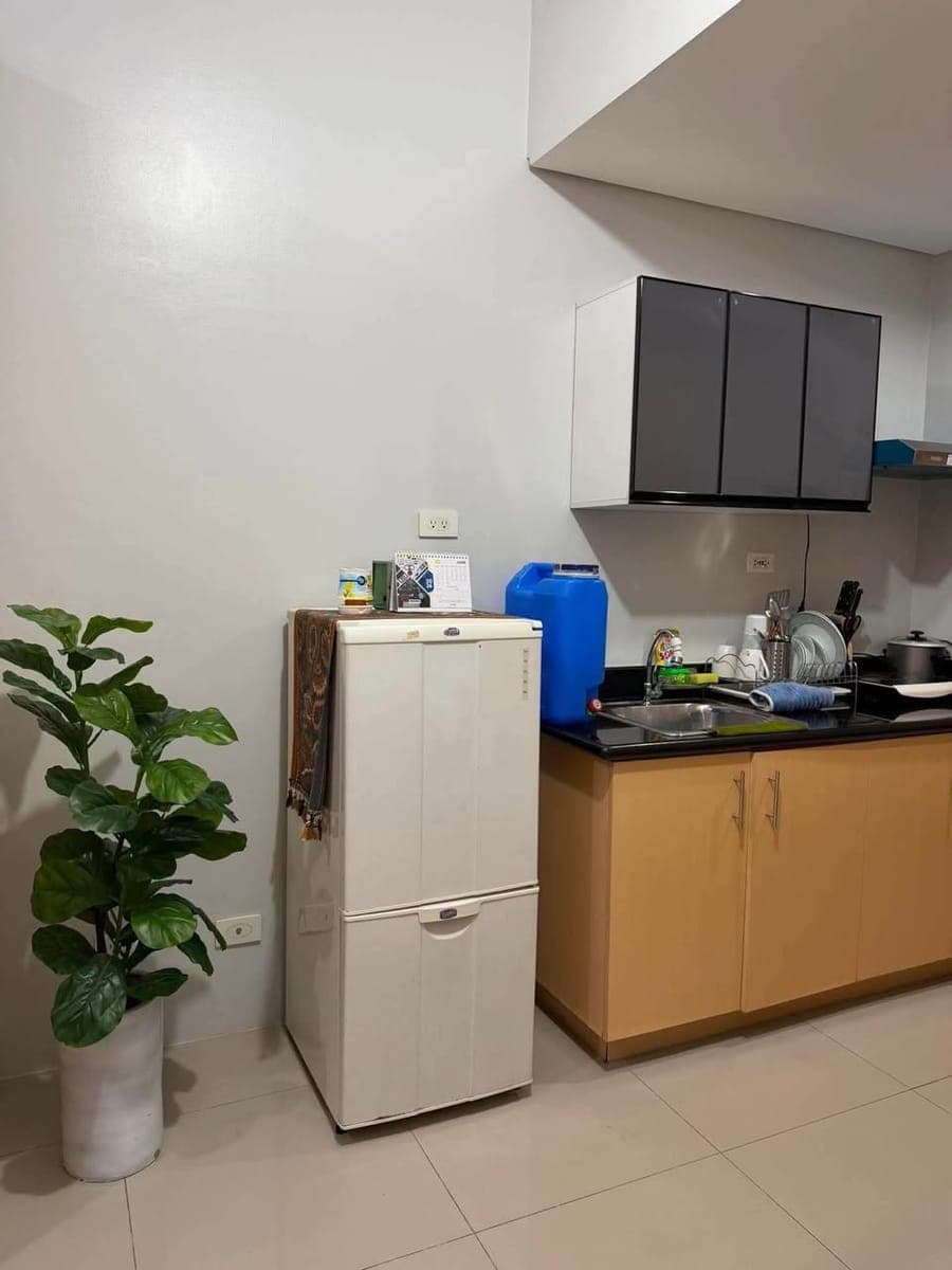 One Bedroom Fully Furnished Available for RENT - photo 2