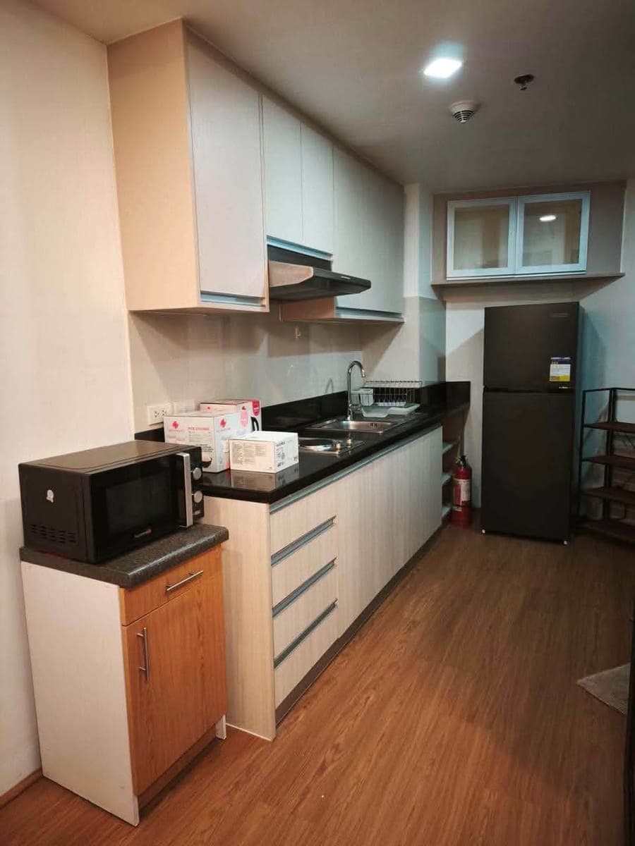 FOR RENT – Studio Unit at One Central Valero St, Salcedo Village Makati - photo 3