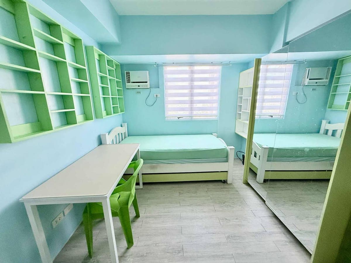 For Rent Studio unit ( 18.6 sq.meters ) - photo 1