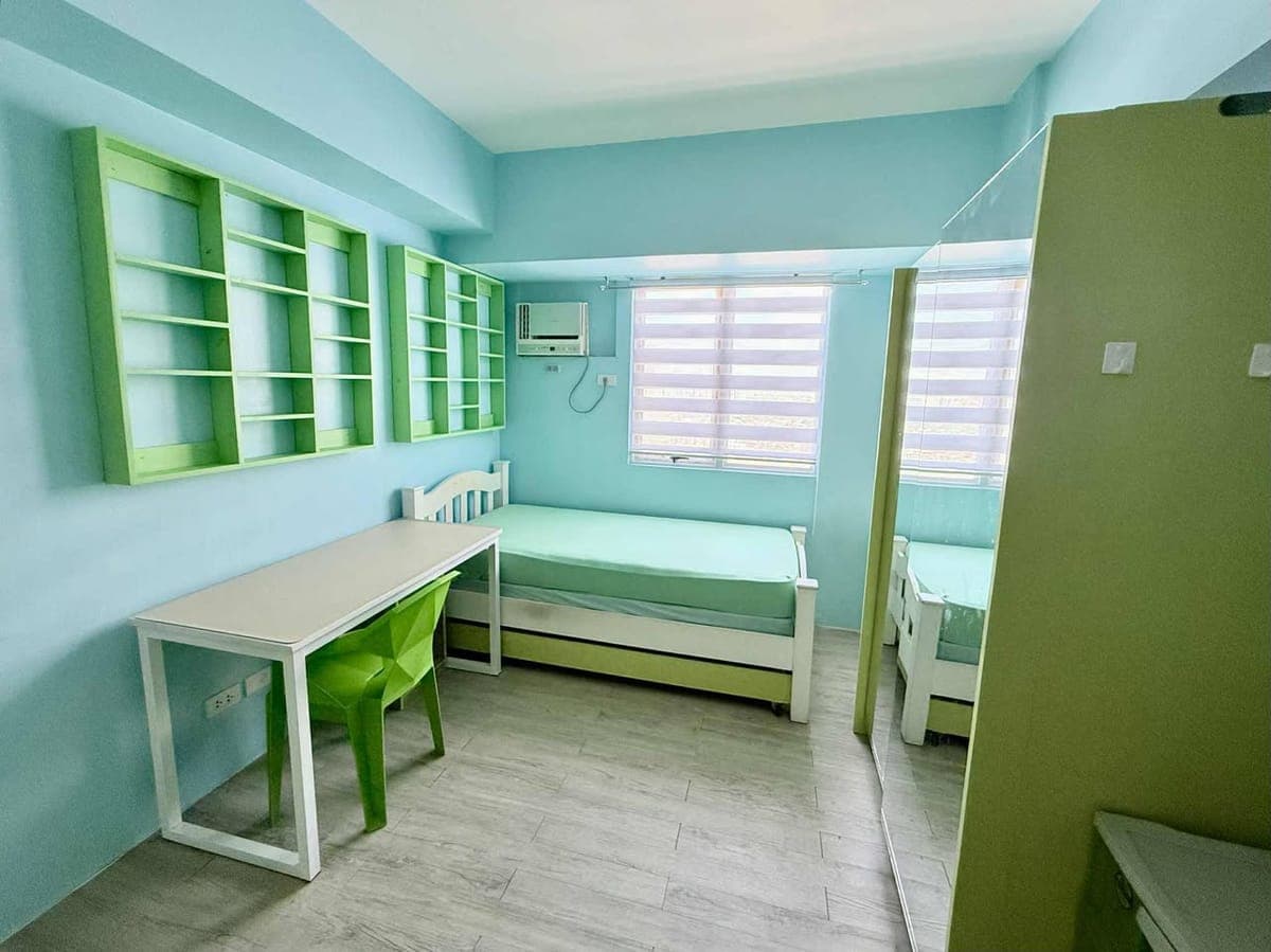 For Rent Studio unit ( 18.6 sq.meters ) - photo 2
