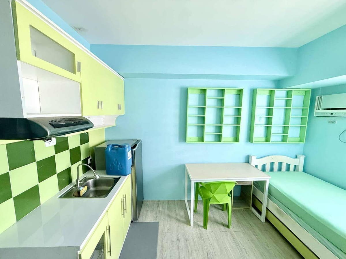 For Rent Studio unit ( 18.6 sq.meters ) - photo 5