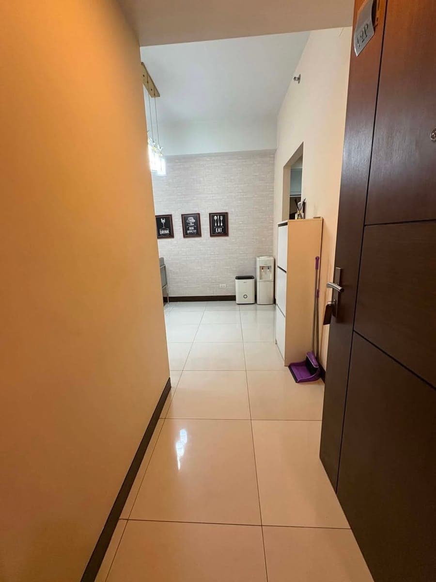 # **🏢TWO CENTRAL (for lease)** - photo 2