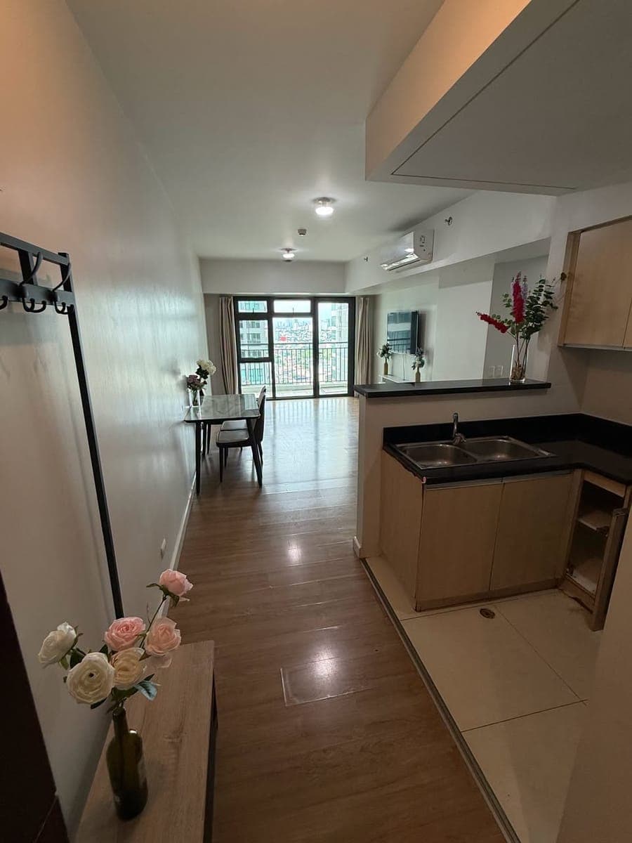 # FOR RENT - photo 3