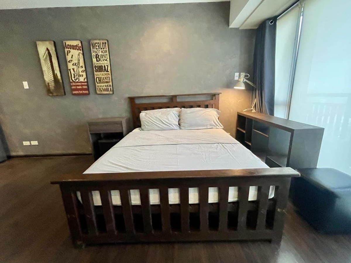 For Lease - photo 2