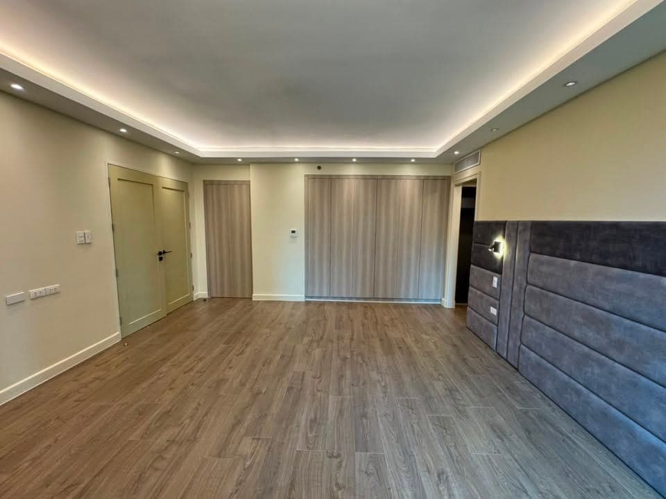 "For Rent: Luna Gardens - photo 3