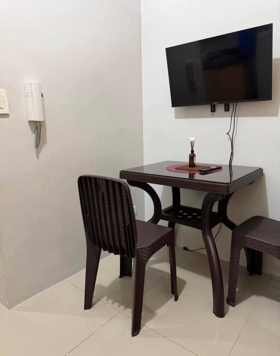 🏢 RUSH CONDO FOR RENT – Grass Residences Tower 5. 1 month adv 1 month dep only - photo 3