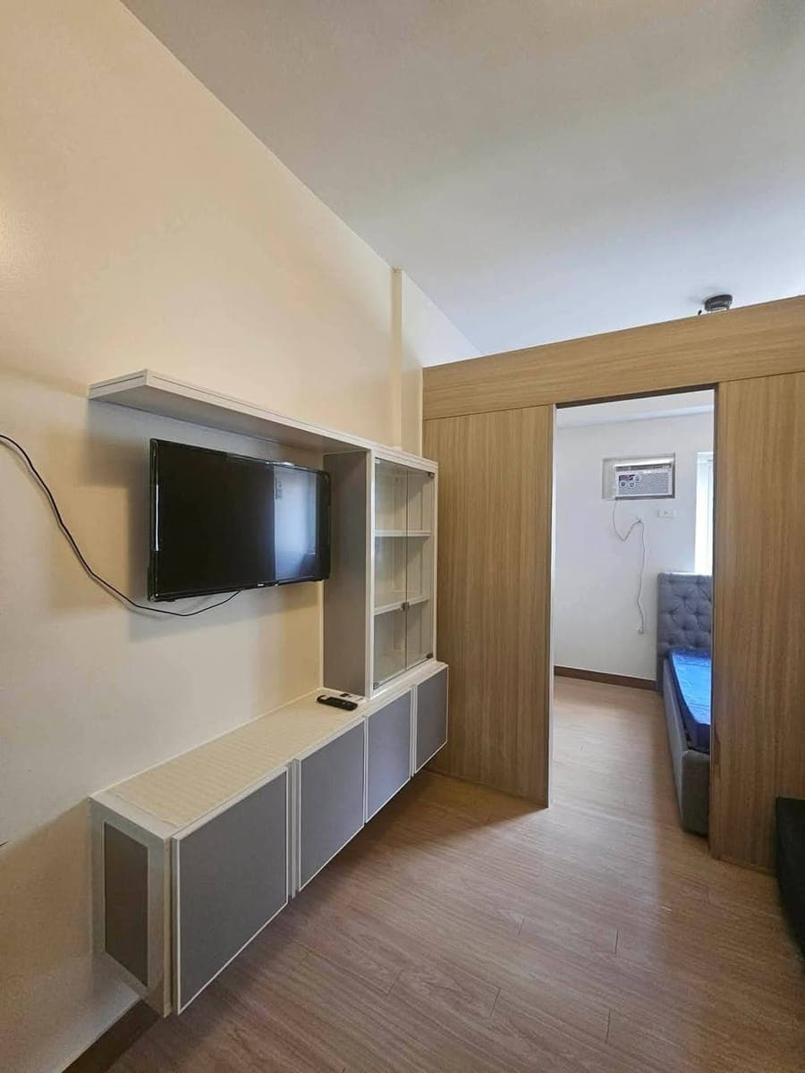CONDO FOR RENT ‼️ - photo 2
