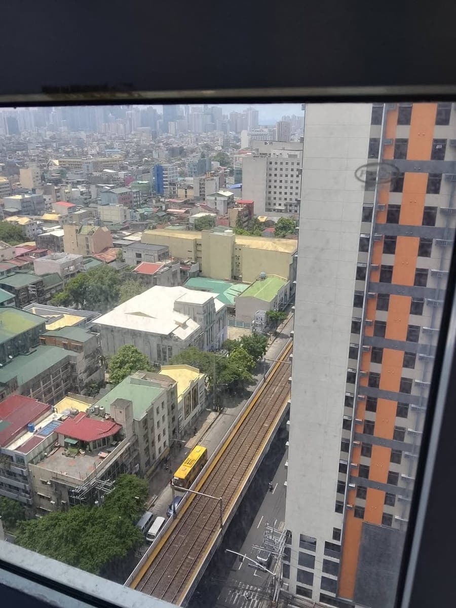 For Rent along Taft Manila Area - photo 1