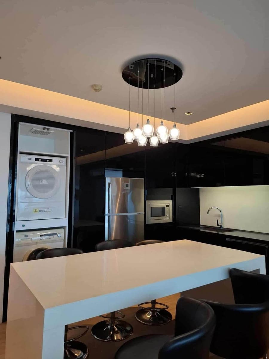 The Residences at the Alphaland Makati Place - photo 1