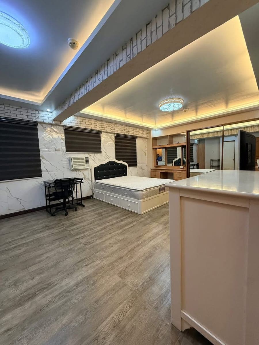 SPACIOUS Fully Furnished 2-Bedroom w/ 2-Bathroom - photo 3