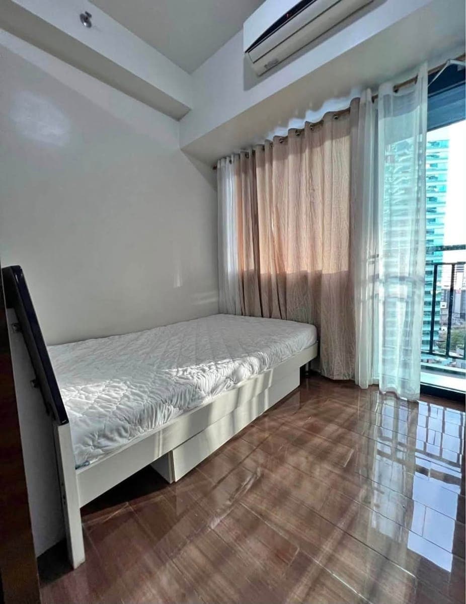For lease : AIR RESIDENCES MAKATI - photo 1