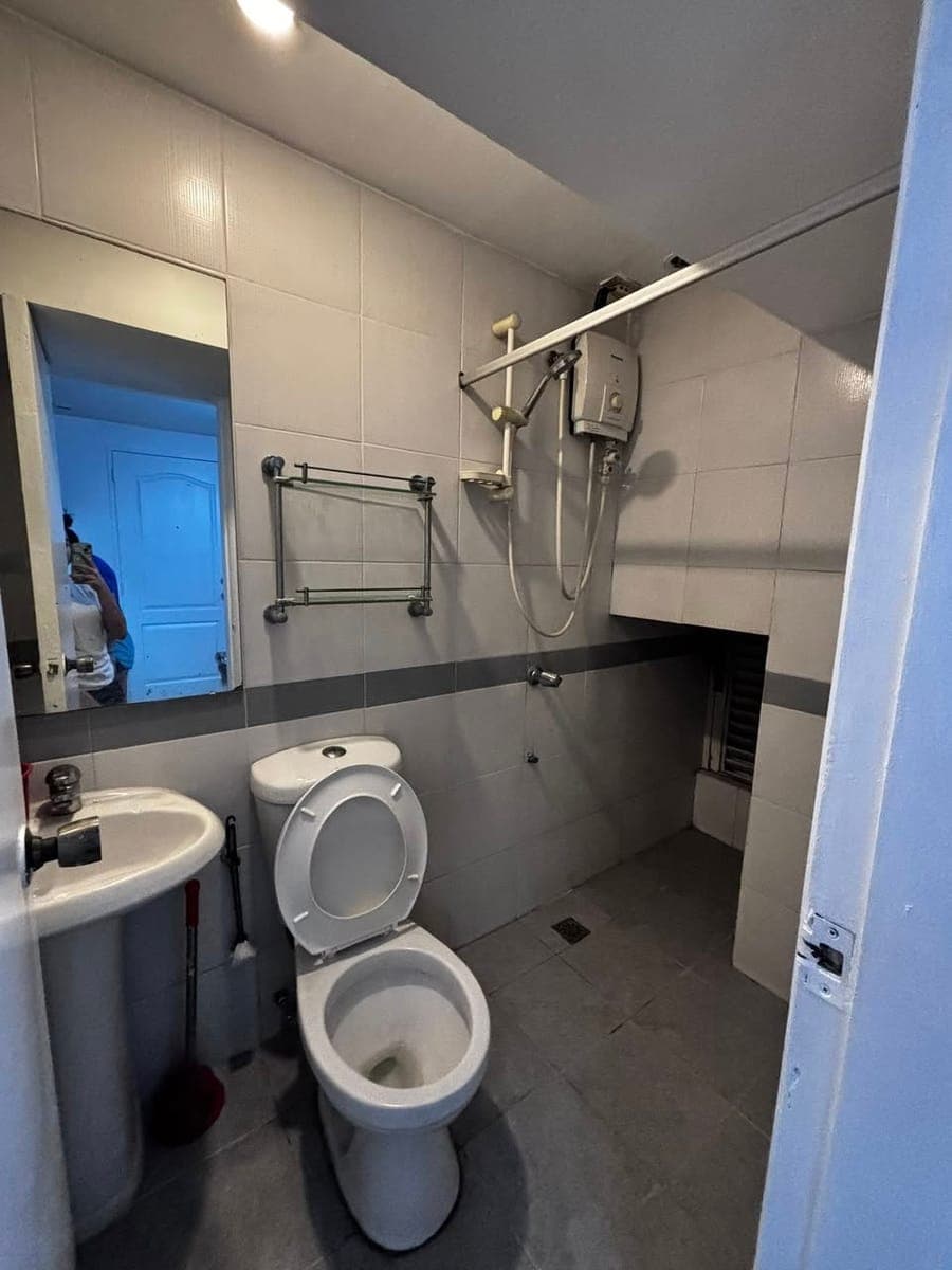🏢 AFFORDABLE 2-BEDROOM CONDO FOR RENT – QUEZON CITY - photo 3