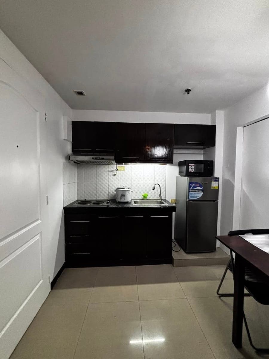 🏢 AFFORDABLE 2-BEDROOM CONDO FOR RENT – QUEZON CITY - photo 4