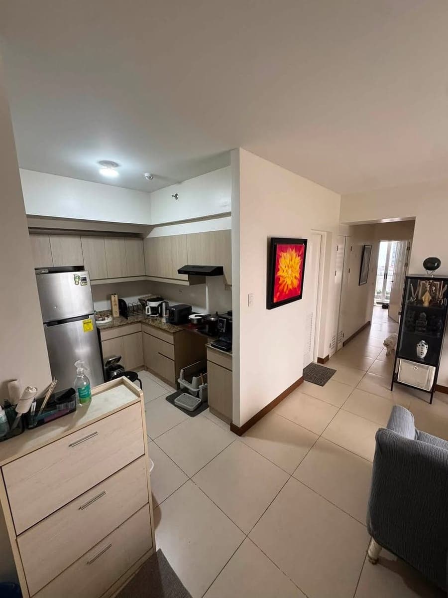 🏙️ FOR LEASE – 3BR Furnished Unit with Parking - photo 3