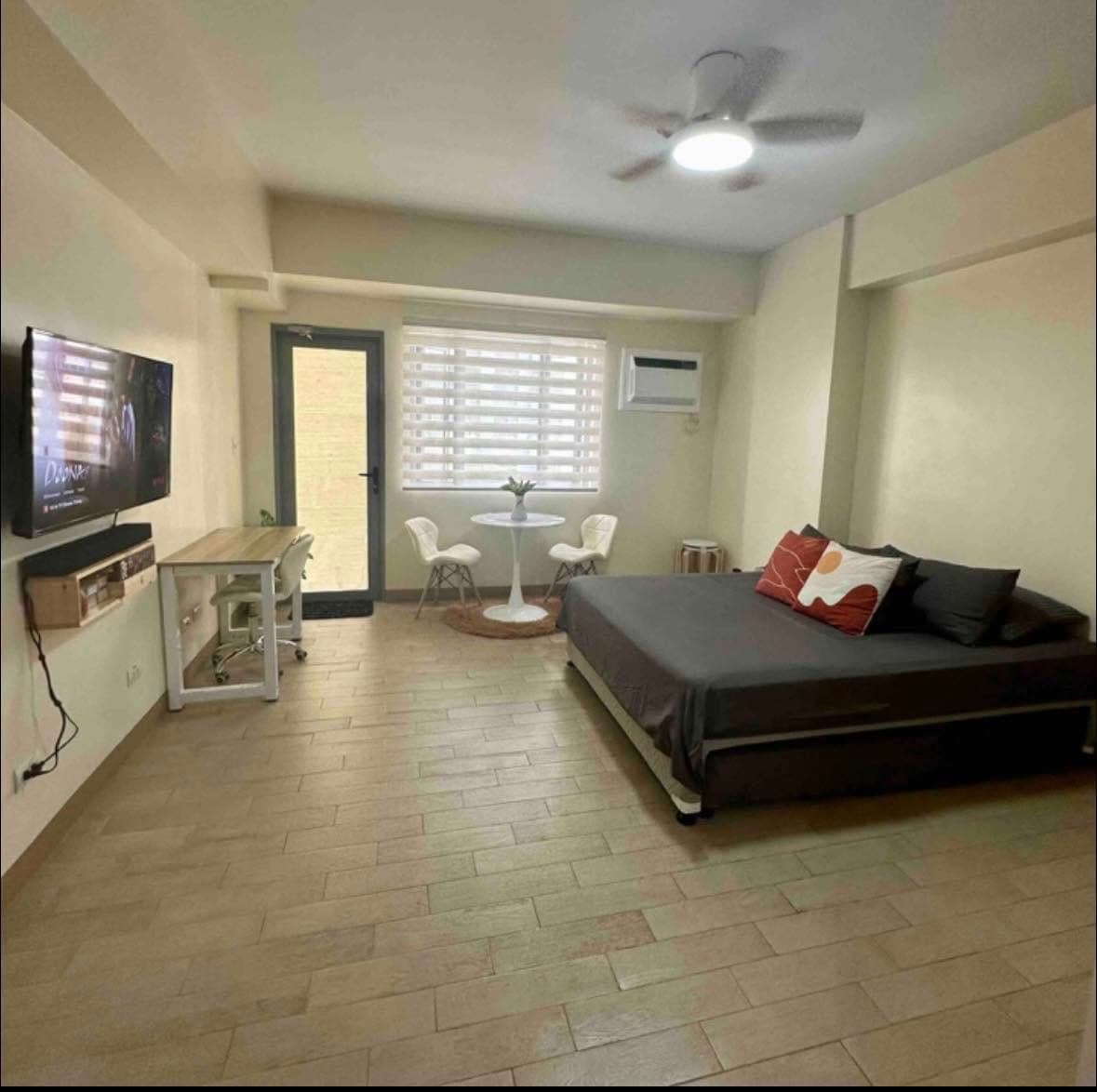 FOR RENT - photo 2