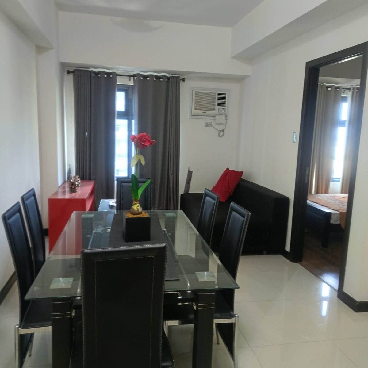RUSH!!! FOR RENT /LEASE !! CONDO IN N. Domingo, Quezon City, Metro Manila - photo 1