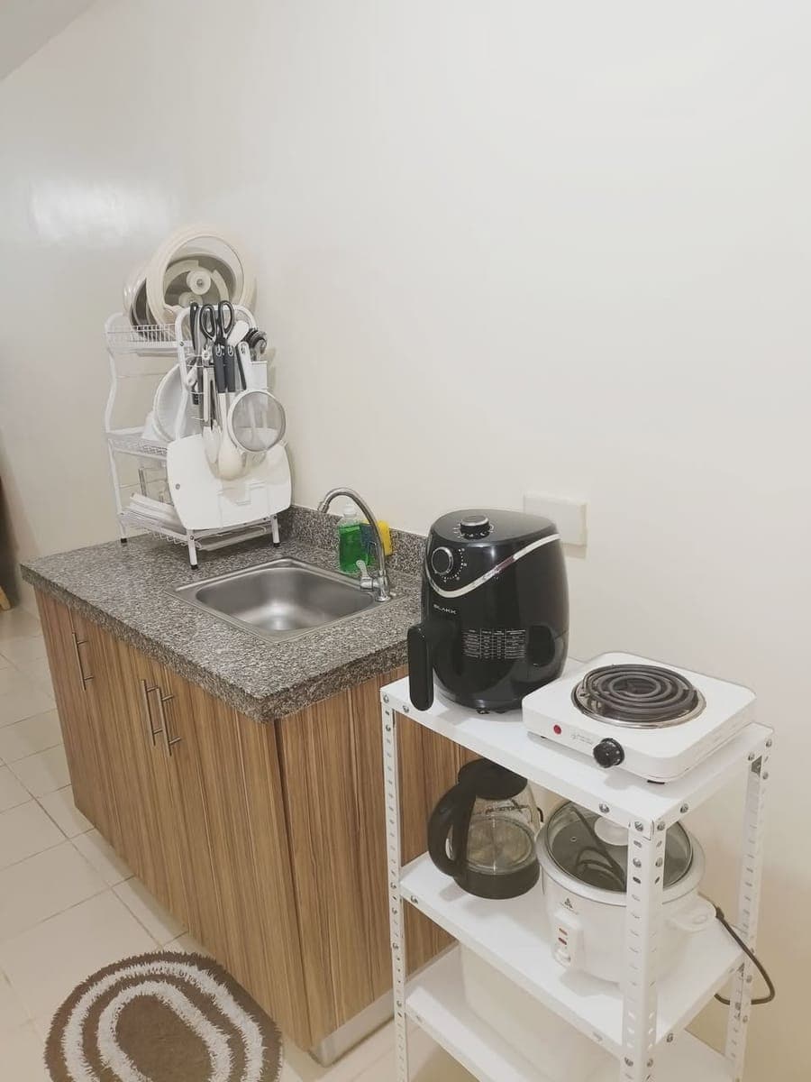 ‼️STUDIO UNIT FOR RENT SEMI-FURNISHED‼️ - photo 4