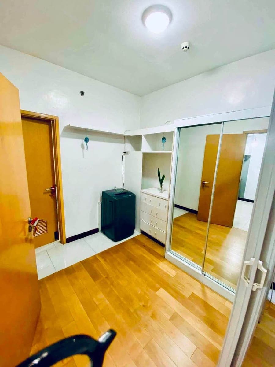 𝐅𝐎𝐑 𝐑𝐄𝐍𝐓: 1BR Fully Furnished Unit at Signa Designer Residences, Makati City - photo 4