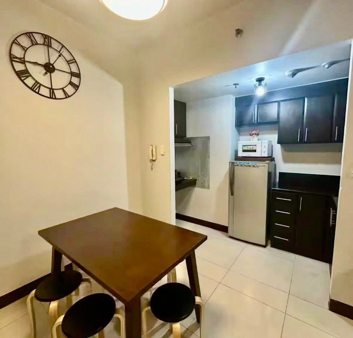 FOR RENT: ₱25,000/month. | Inclusive dues & water bills - photo 2