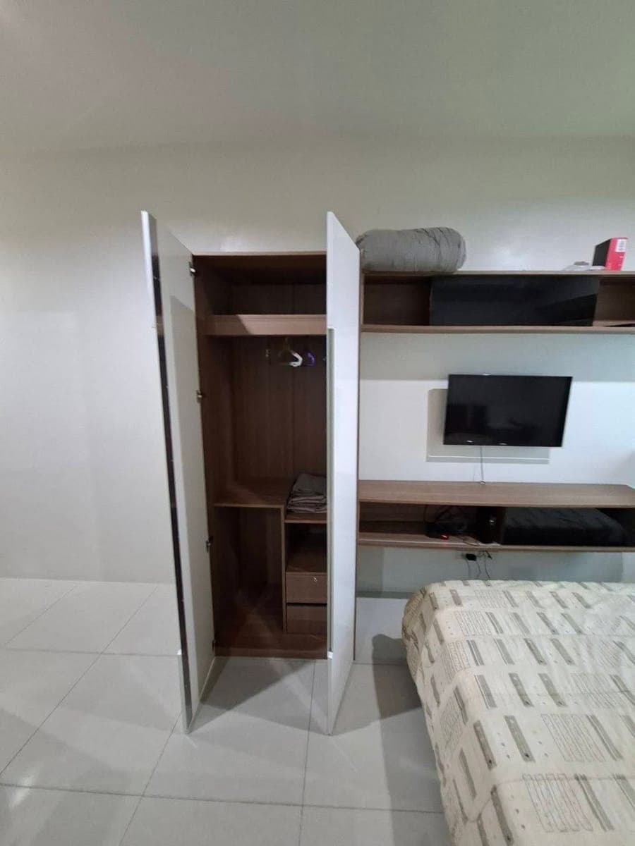 The beacon tower,big studio unit 16k per month 1yr contract Minimum - photo 2