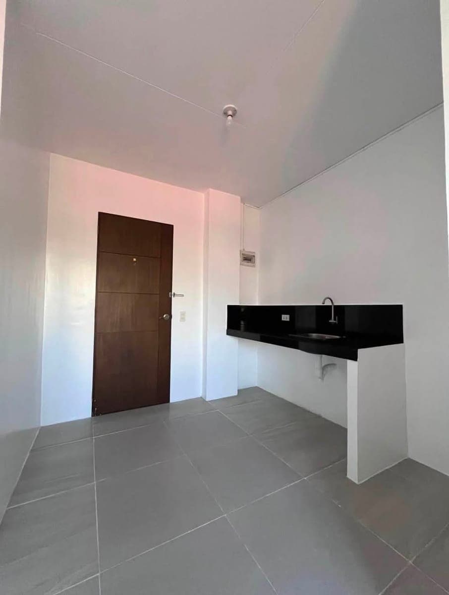 Studio Unit for Rent - photo 5