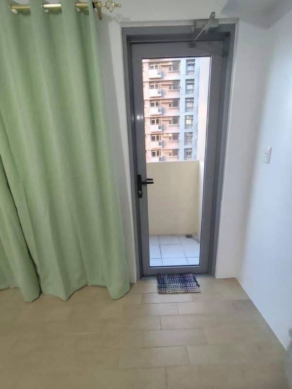 Available unit Manhattan Plaza studio unit 33sqm 22k open for sublease 1+1 - photo 5