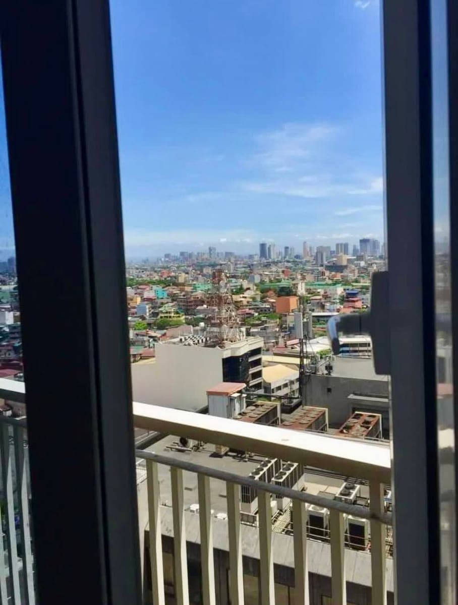 SUN RESIDENCES CONDO (SMDC) - photo 2