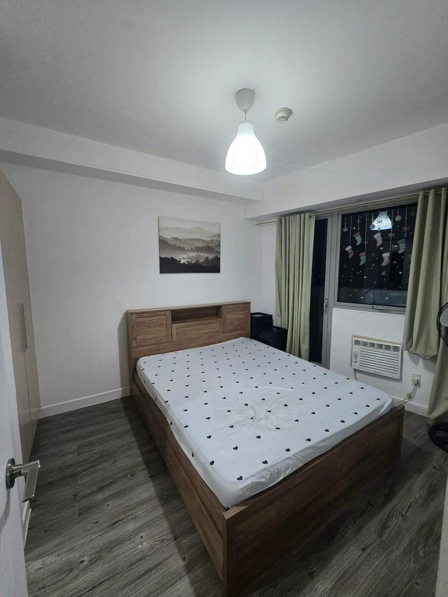 FOR RENT: Cozy 1BR Unit with Parking at The Residences at Commonwealth ✨️ - photo 4