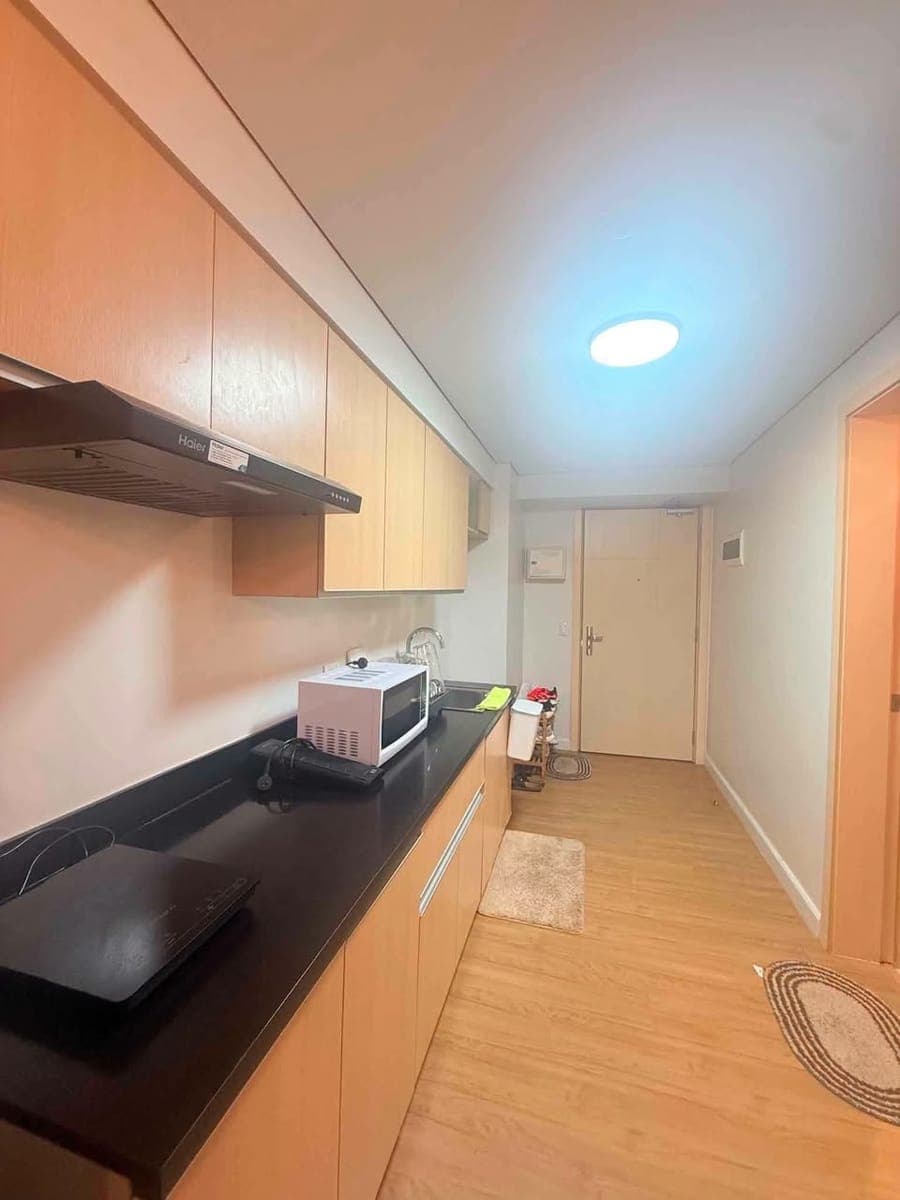 FOR LEASE - photo 1