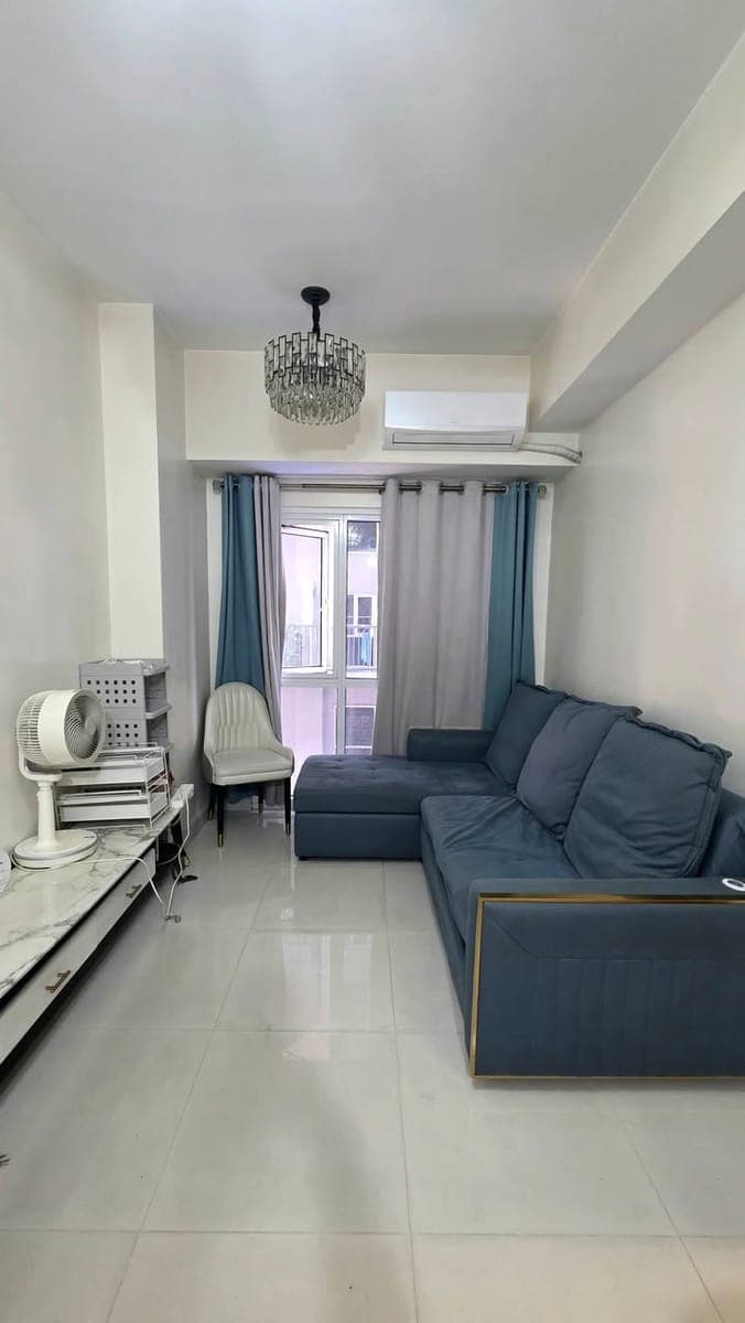 𝗙𝗢𝗥 𝗥𝗘𝗡𝗧! 1BR Condo Unit - 𝗦𝗶𝗴𝗻𝗮 𝗗𝗲𝘀𝗶𝗴𝗻𝗲𝗿 𝗥𝗲𝘀𝗶𝗱𝗲𝗻𝗰𝗲𝘀 - photo 1