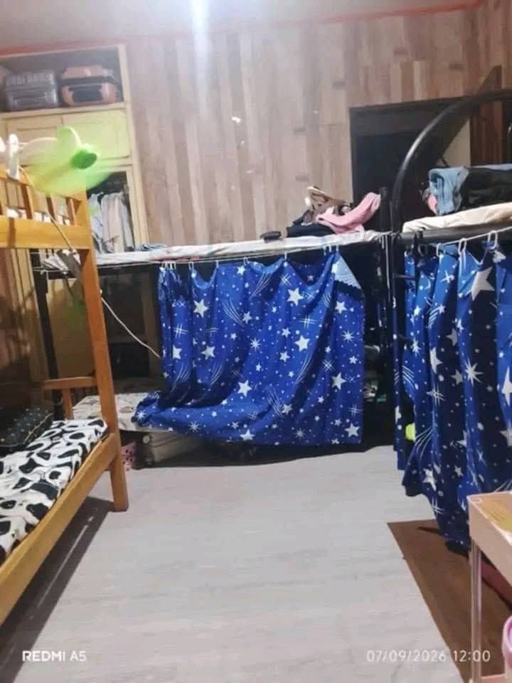 🏡 FEMALE BEDSPACE AVAILABLE - photo 1